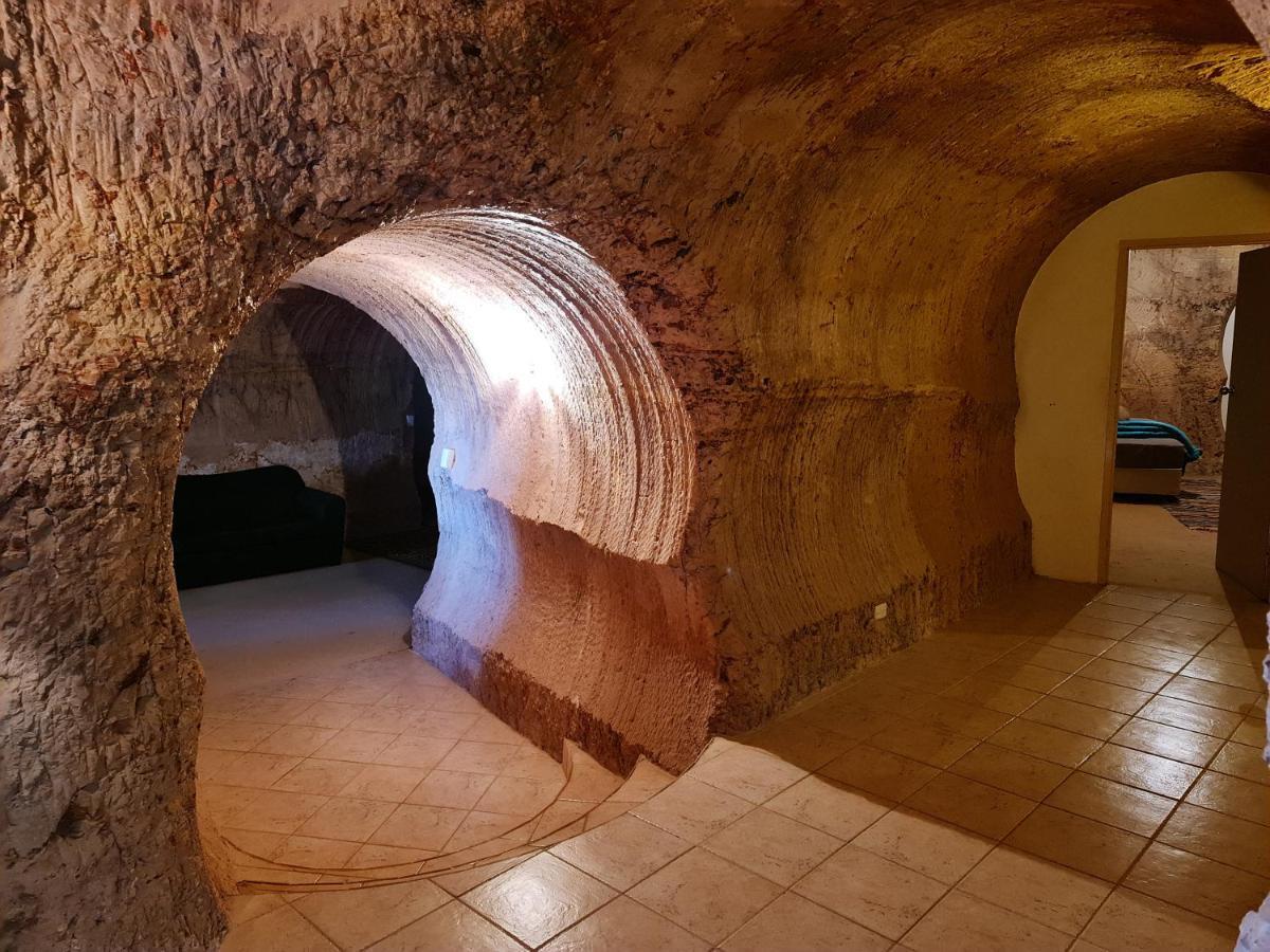 Underwood Court Fresh Dugout- Hosted By Coober Pedy Accommodations 外观 照片