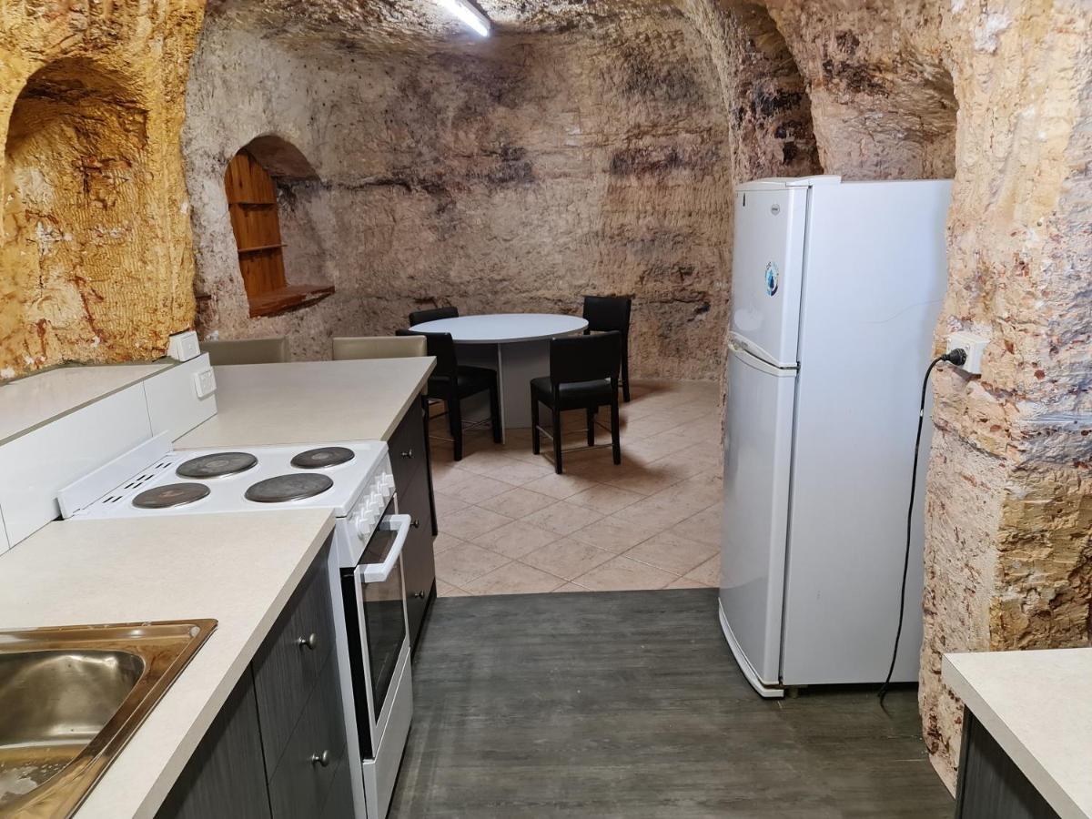 Underwood Court Fresh Dugout- Hosted By Coober Pedy Accommodations 外观 照片