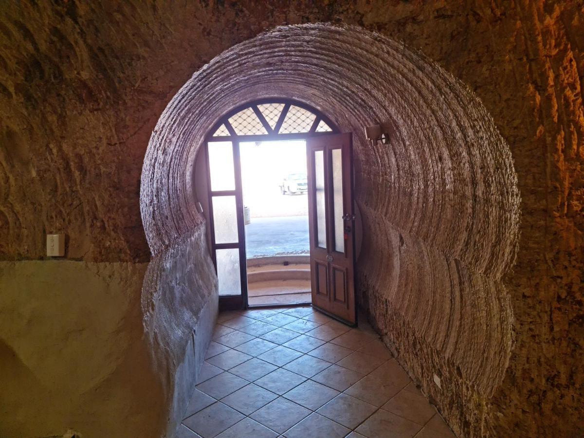 Underwood Court Fresh Dugout- Hosted By Coober Pedy Accommodations 外观 照片