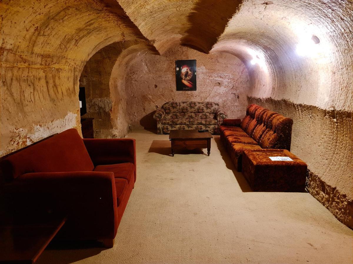 Underwood Court Fresh Dugout- Hosted By Coober Pedy Accommodations 外观 照片